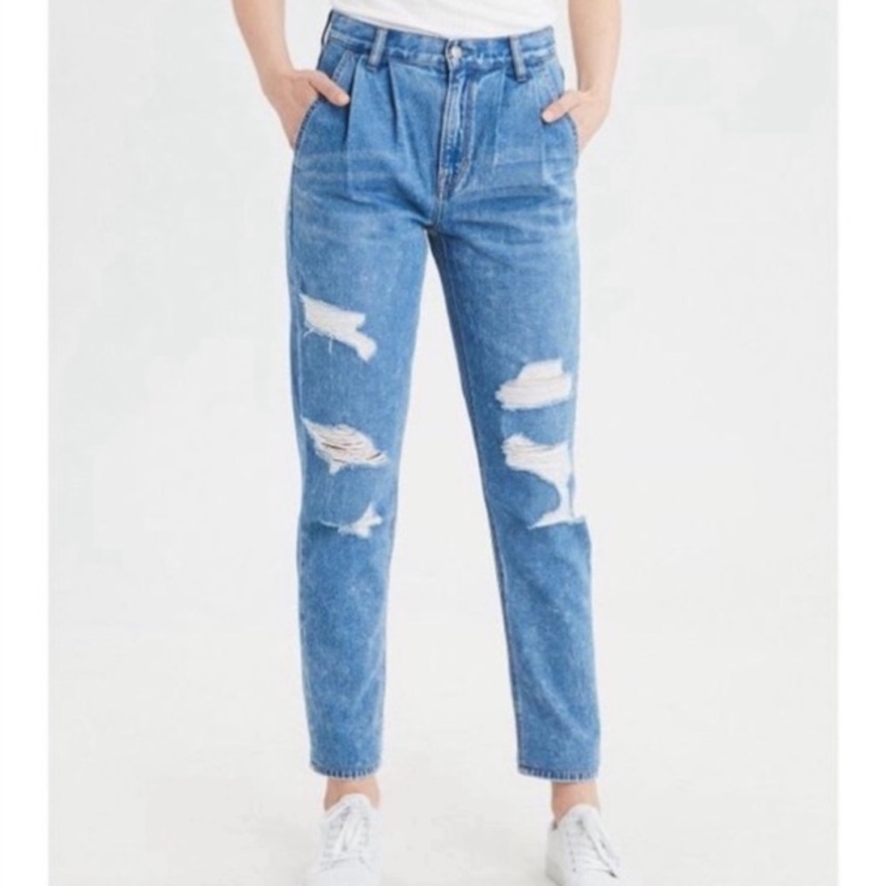 American Eagle Pleated Ripped Mom Jean